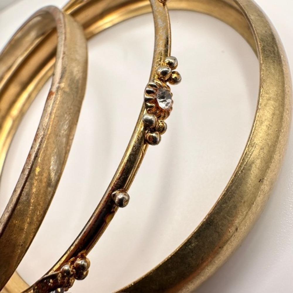 Vintage Bangle Bracelets Set Gold Tone Stackable Textured Rhinestone Boho Retro - Picture 5 of 10
